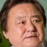 Cross (drama coreano)-Kim Jong-Goo.webp