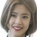 Amour révolutionnaire-Lee Yoon-Ji.webp