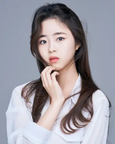 Lee Young-Eun (2004)