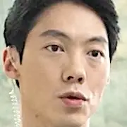 O Véu-Yuk Hyun-Suk.webp