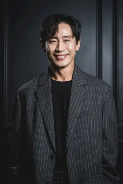 Shin Ha Kyun