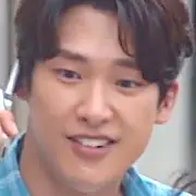 Les hommes sont des hommes-Kim Jin-Yeop.webp