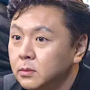 Hot Stove League-Moon Won-Ju.webp