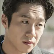 Le Snob-Sim Hee-Seop.webp