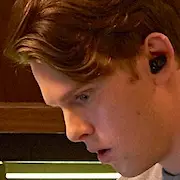 Nehmen Sie Point-Spencer Daniels.webp