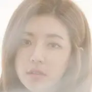 Tengo un parque de los amantes Han-Byul.webp