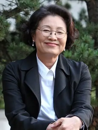 Kim Min Ja (1942)