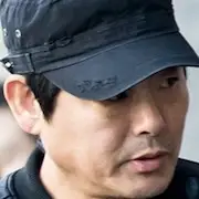 A Lenda do Mar Azul-Sung Dong-Il1.webp