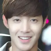 Quella volta in cui il tempo si ferma - Kim Hyun-Joong.webp