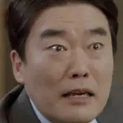 Jefe de Gabinete 2-Yu Seong-Ju.webp