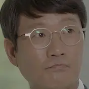 Jefe de Gabinete 2-Jeon Jin-Ki.webp