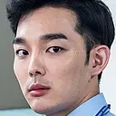 Jefe de Gabinete 2-Kim Pyeong-Won.webp