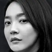 Jefe de Gabinete 2-Shin Min-A.webp