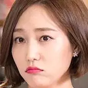 Otra señorita Oh-Ha Shi-Eun.webp