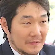 Juge High-Jung Eui-Wook.webp