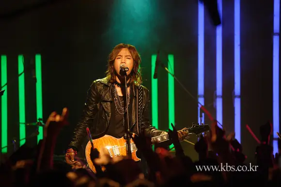 Mary est restée dehors toute la nuit-18.webp