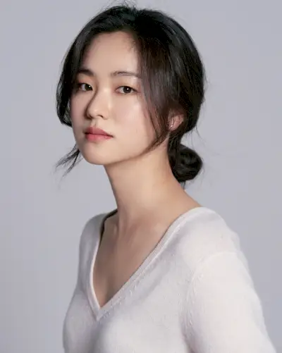 Jeon Yeo-Bin (1989)
