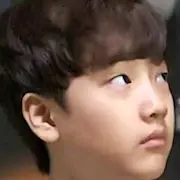 Sra. Policial 2-Lee Hyo-Je.webp