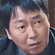 Vendez votre maison hantée-Kim Hak-Sun.webp