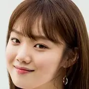 Ärzte (koreanisches Drama) – Lee Sung-Kyung.webp