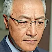 Étranger-S1-Lee Kyoung-Young.webp