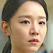 Étranger-S1-Shin Hye Sun.webp