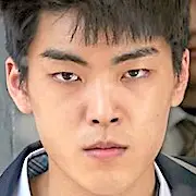 Um Medley de Fim de Ano-Kim Su-Gyeom.webp