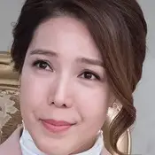 Willkommen bei Waikiki-Jeon Su-Kyeong.webp