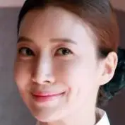 Willkommen bei Waikiki-Yoon Se-Ah.webp