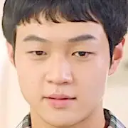 À distance, le printemps est-vert-Bin Chan-Uk.webp