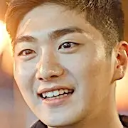 Voce 3-Lee Gun Woo.webp