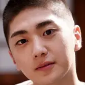 Douze nuits (drame coréen)-Lee Gun-Woo.webp