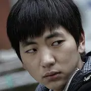 Broken-Lee Joo-Seung.webp