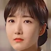 Dr Romantique 2-Yoon Yi-Joo.webp