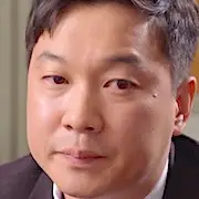 Dr Romantique 2-Lee Min Woong1.webp