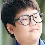 Sie war Pretty-Yang Han-Yol.webp