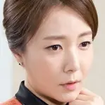 Triangle-Jung Ji-Yoon.webp