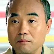 Triangle-Kang Shin-Il.webp