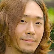 Centro de atención de maternidad-Mu Jin-Sung.webp