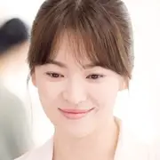 Descendants du Sun-Song Hye-Kyo.webp