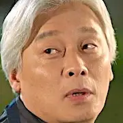 Doom à votre service-Lee Hwang-Eui.webp