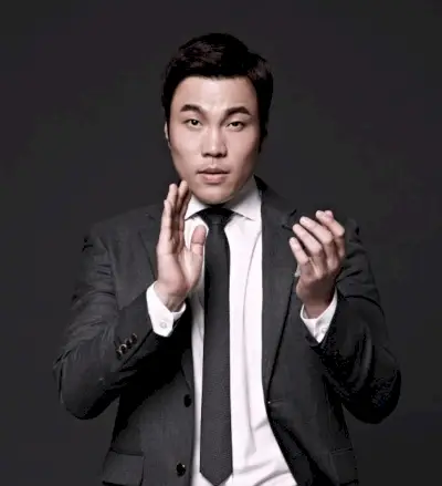 Shin Seung Hwan (1978)