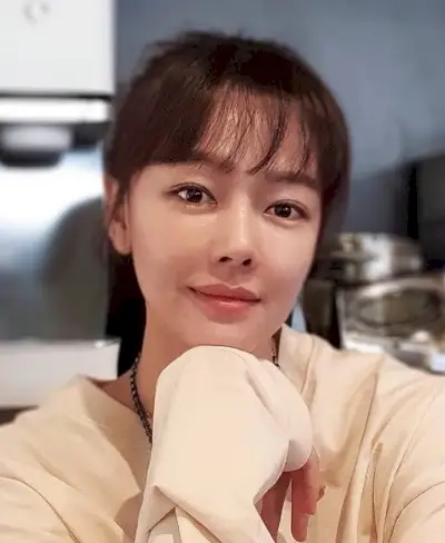 Han Joo Young (1982)