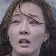 Desaparecido-KM-Uhm Ji-Won.webp