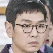 Reine du mystère 2-Kim Tae-Woo1.webp