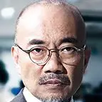 Acoso por edad-Naoto Takenaka.webp