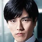 Acoso por edad-Jun Kaname.webp