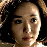 El Rey-Han Soo-Yeon.webp