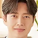 Stagiaire de la vieille école-Park Hae-Jin.webp