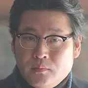 Une dame spéciale-Choi Moo-Sung.webp